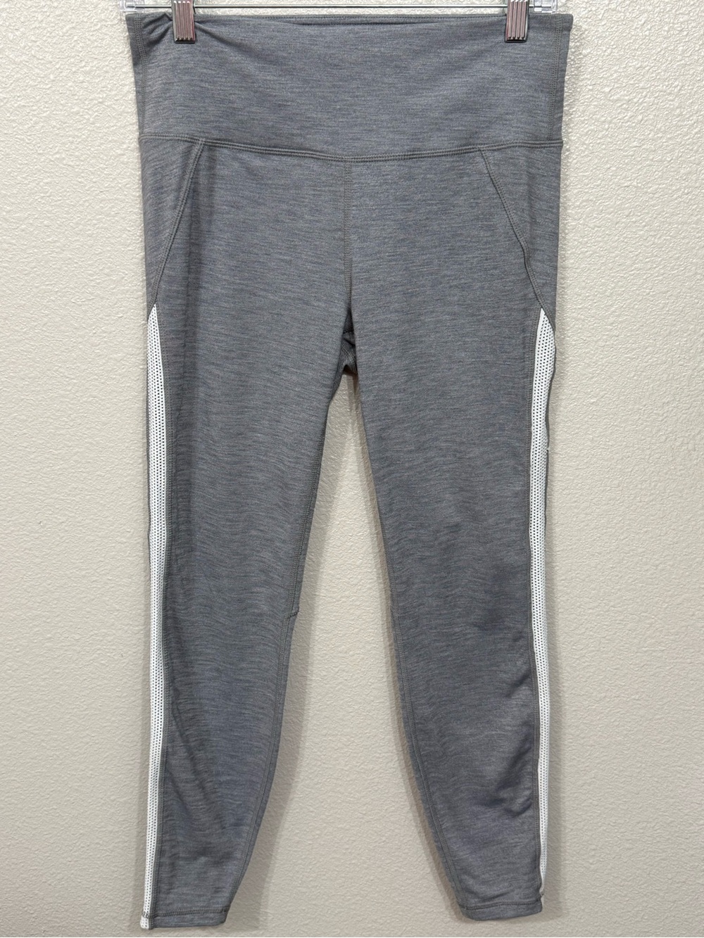 Athleta Heathered Gray White Mesh Stripe Leggings M